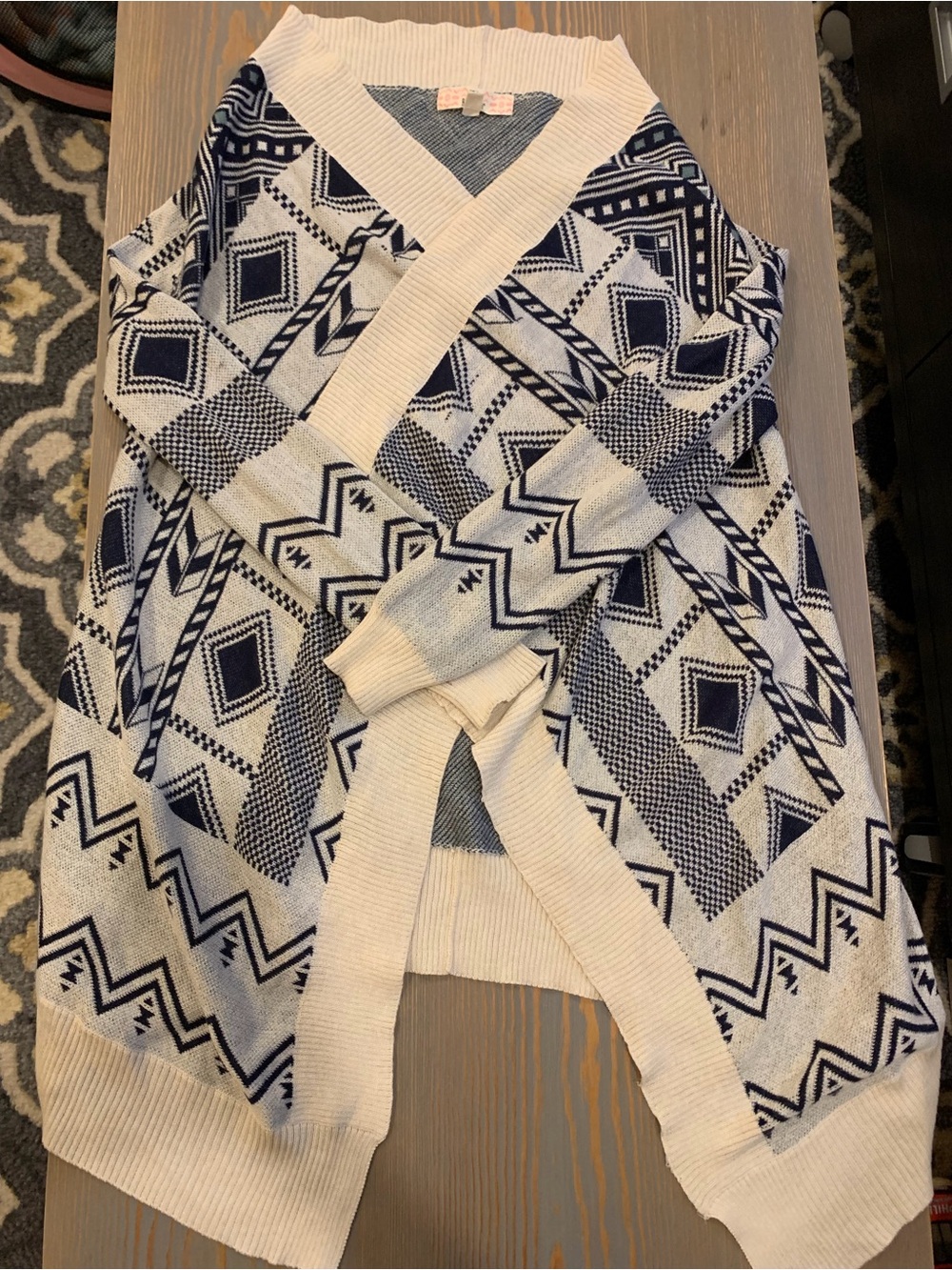 Pink Republic Cream & Navy Geometric Open-Front Sweater